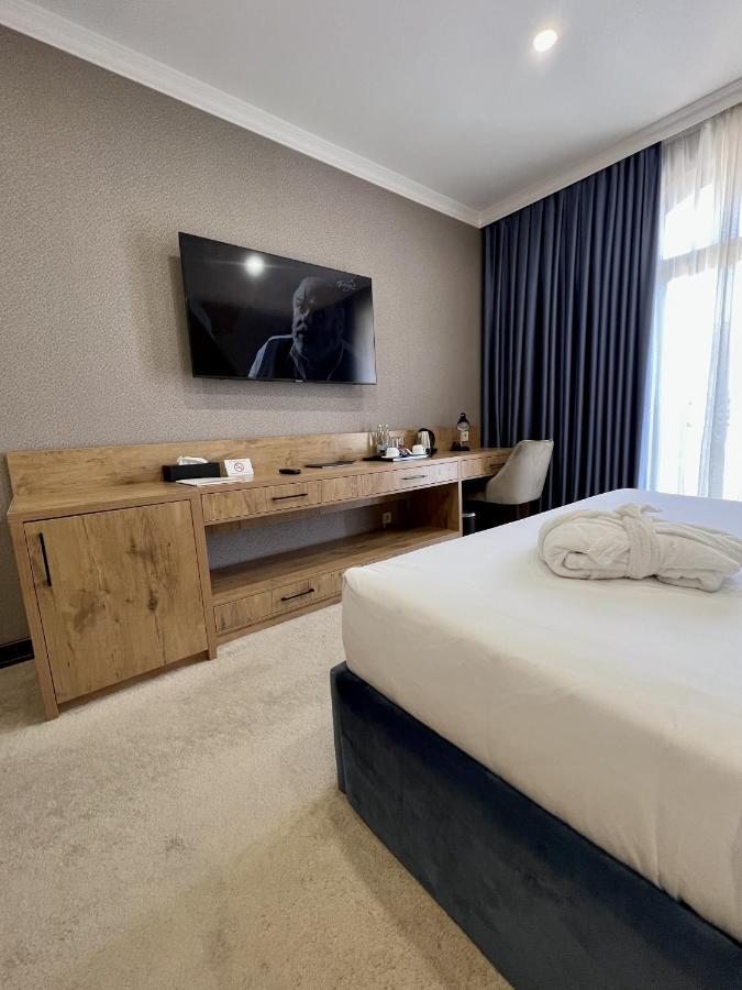 Oscar Boutique Hotel Ташкент Экстерьер фото